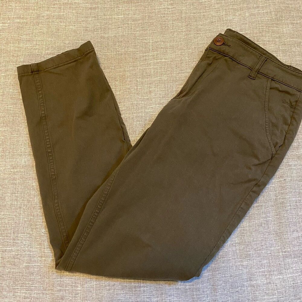 Mugsy Pants Mens 33x30 Olives Army Green 4-Way Stretch Flex Casual Chino